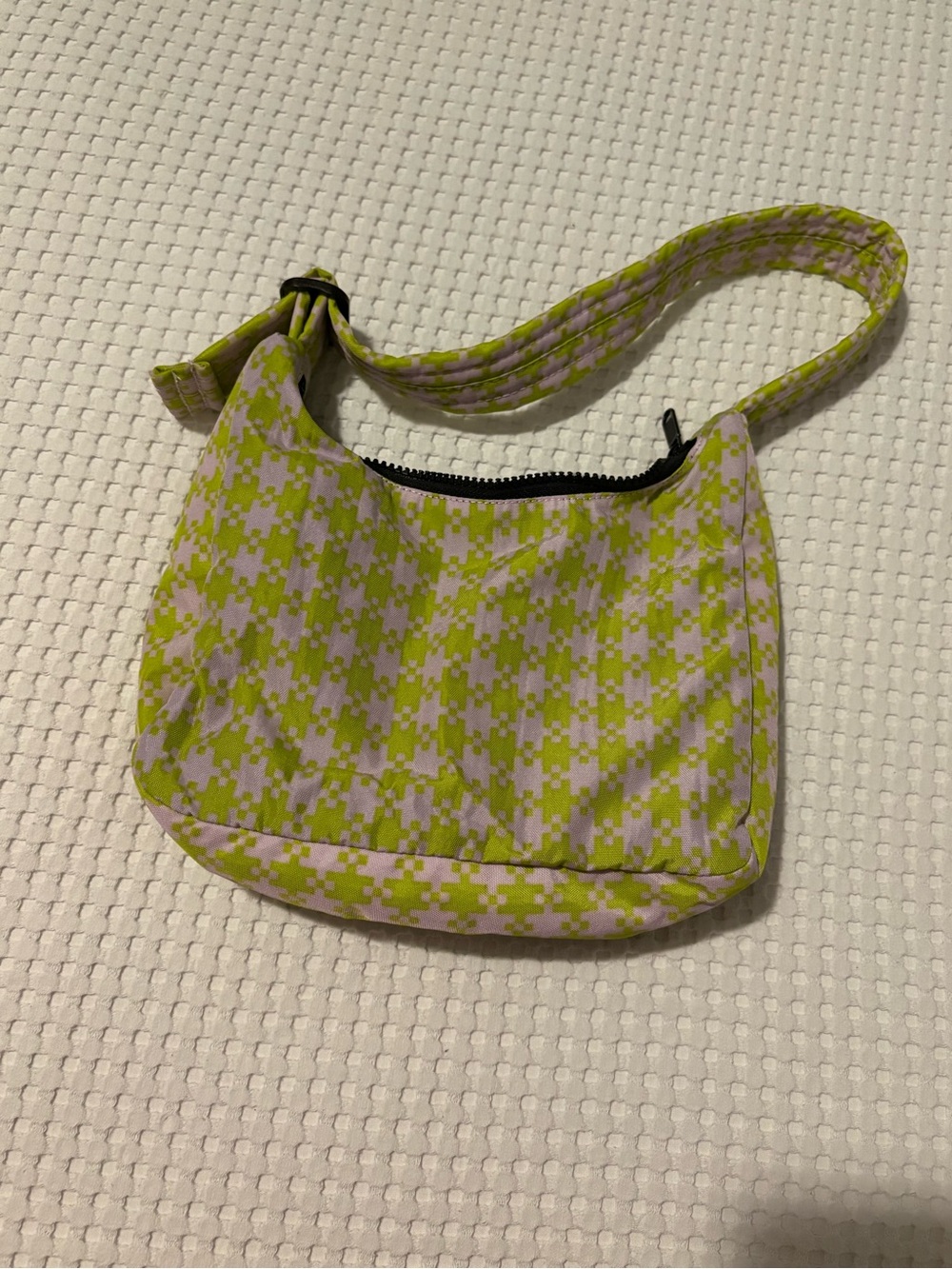 Baggu in pixel gingham